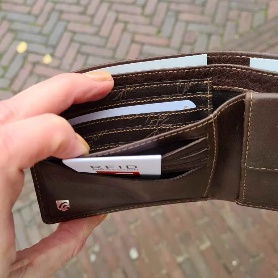 Castelijn en Beerens billfold mat bruin