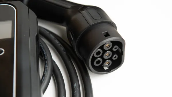 PREMIUM INSTELBARE MOBIELE LADER/LAADKABEL STOPCONTACT TYPE 2 3FASE 8A16A 5,5KW11KW VOOR MINI COOPER SE